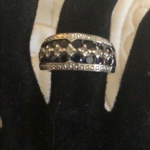 Zafiro on silver sz8 ring